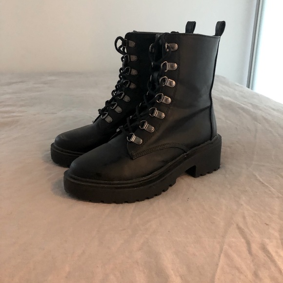 Women's combat boots - Picture 2 of 3